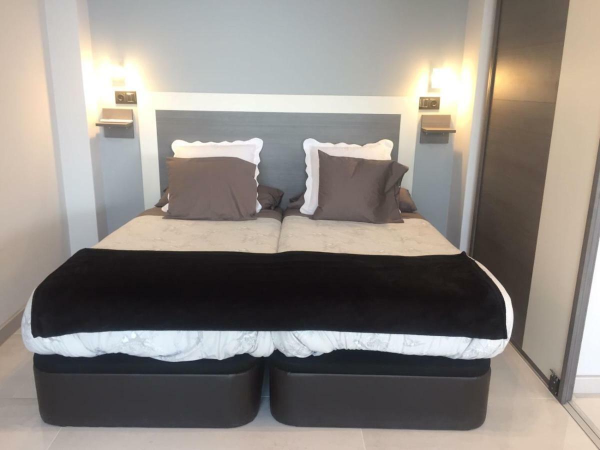 Deluxe Supreme Apartament *